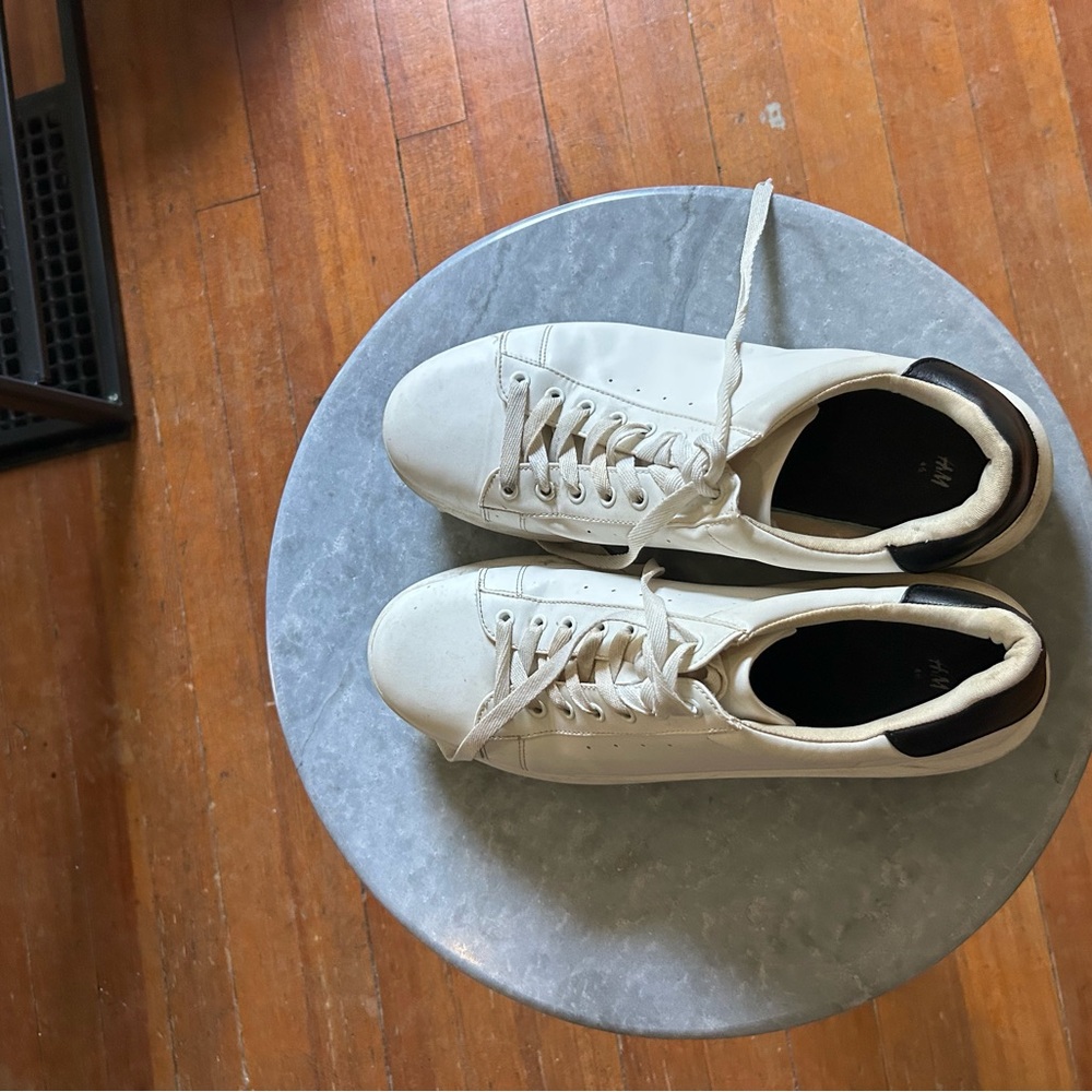 H&M Cream and Black Men's Sneakers